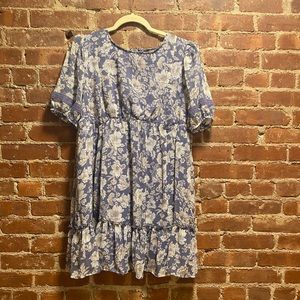 F21 floral prairie dress with cute detailing sz L